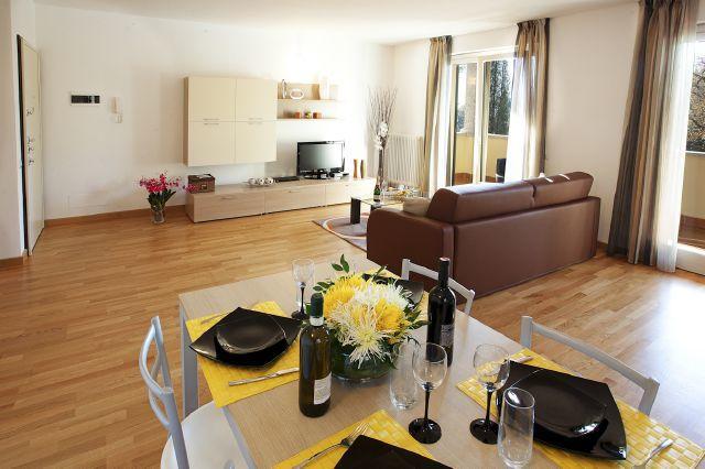Tremezzo Residence-11 Apartments To Choose From In An Exclusive Residence By Italian Apartments 外观 照片